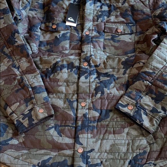🌲 Quiksilver Broken Nose Jacket - Crucial Camo NWT 🌿 - Picture 6 of 7